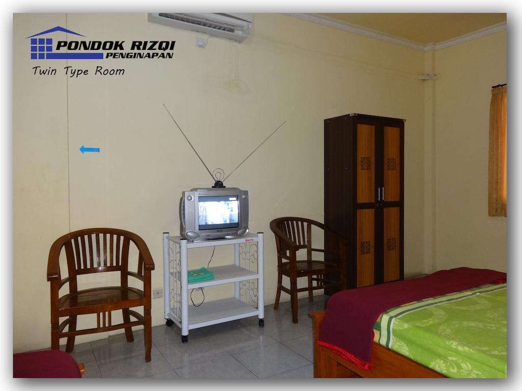 Penginapan Pondok Rizqi Syariah Brebek Room photo